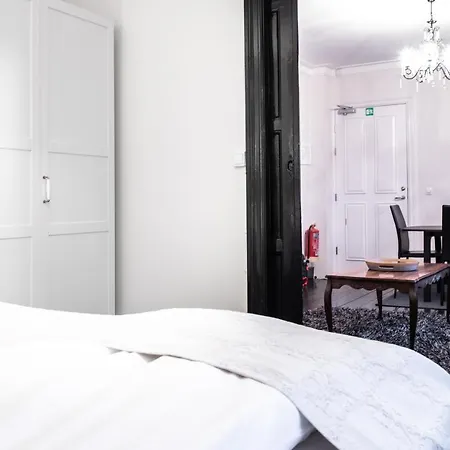 Luna Apartman *