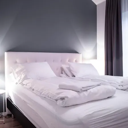 Luna Apartman *